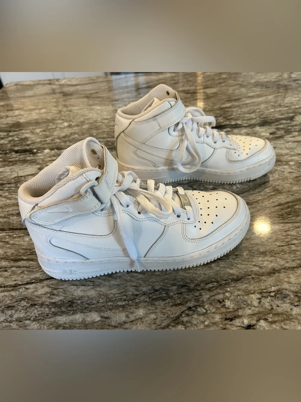 Nike crisp all